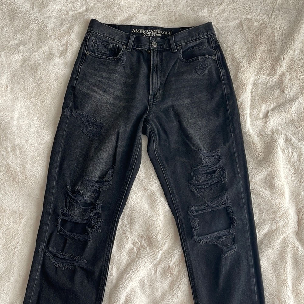 Mom Jean - American Eagle